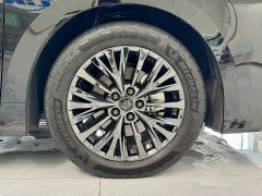 Toyota Vellfire 2025 Crown Hybrid 2.5L Ink Gold Executive Edition - ფოტო 14