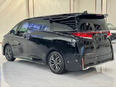 Toyota Vellfire 2025 Crown Hybrid 2.5L Ink Gold Executive Edition - ფოტო 18