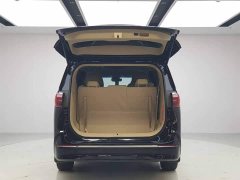 Buick GL8 ES Luxe Enjoyment Edition - ფოტო 9