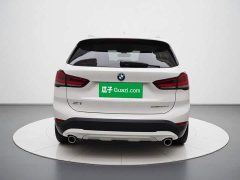 BMW X1 sDrive20Li Fashion - ფოტო 3