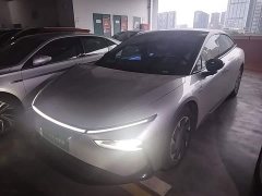 Xpeng P7 Long Range Max - ფოტო 1