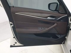 BMW 5 Series 530Li Premier Luxury Package - ფოტო 15