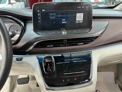 Buick GL8 Land Business Class Smart Edition - ფოტო 19