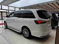 Buick GL8 Land Business Class Smart Edition - ფოტო 8