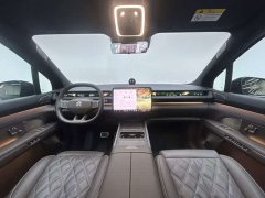 NIO ES8 2026 Six-Seat Executive Luxury Edition - ფოტო 9
