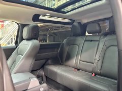 Land Rover Defender Facelift 90 3.0T P400 Dark Edition - ფოტო 10