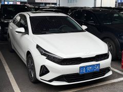 Kia K3 1.5L CVT Comfort Enjoy Edition - photo 3