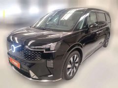 Volvo EM90 2025 Ultra Six-Seater - ფოტო 1