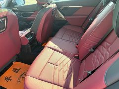 BMW 5 Series 530Li Luxury M Sport Package - ფოტო 8
