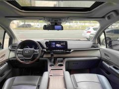 Toyota Sienna 2.5L Hybrid Comfort Edition - ფოტო 10