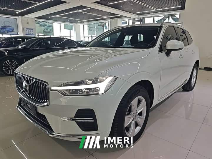 Volvo XC60 B5 AWD Smart Luxury Edition