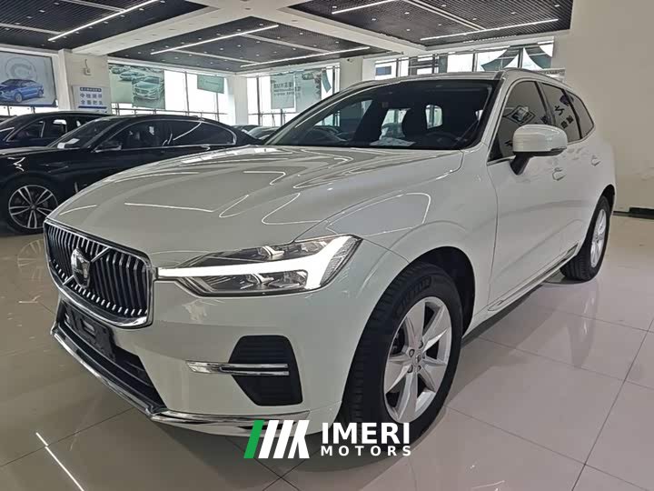 Volvo XC60 2022 B5 AWD Smart Luxury Edition - ავტომობილი ჩინეთიდან