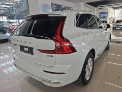 Volvo XC60 2022 B5 AWD Smart Luxury Edition - ფოტო 6