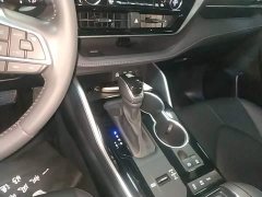 Toyota Highlander 2.5L Intelligent Hybrid AWD Premium 7-Seater - ფოტო 13