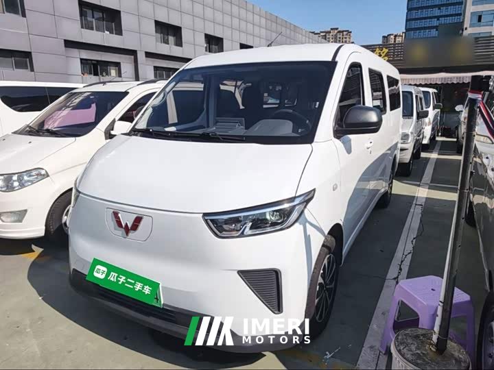 Wuling Yangguang 2024 300km Comfort Passenger Van 75kW - ავტომობილი ჩინეთიდან