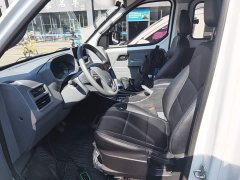 Wuling Yangguang 2024 300km Comfort Passenger Van 75kW - ფოტო 14