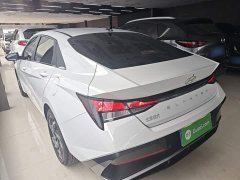 Hyundai Elantra 2023 1.5L CVT GLX Elite - ფოტო 4