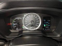 Toyota Corolla 2021 Hybrid 1.8L E-CVT Elite - ფოტო 11
