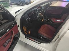 BMW 5 Series 525Li Luxury Package - ფოტო 15
