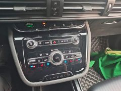 Lincoln Explorer 2.0T Two-Wheel Drive Premium - ფოტო 12