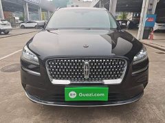 Lincoln Explorer 2.0T Two-Wheel Drive Premium - ფოტო 2