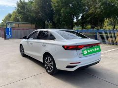 Geely Emgrand 4th Generation 1.5L CVT Luxury - ფოტო 4