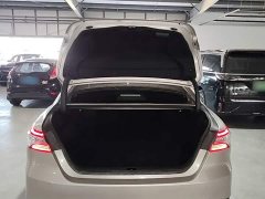 Toyota Camry 2021 2.0G Luxury - ფოტო 18