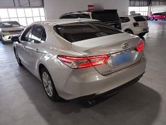 Toyota Camry 2021 2.0G Luxury - ფოტო 4