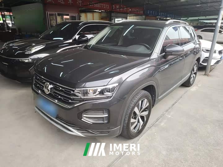 Volkswagen Taos 330TSI FWD Luxury Smart Connected Edition