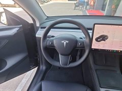 Tesla Model Y Rear-Wheel Drive - ფოტო 10