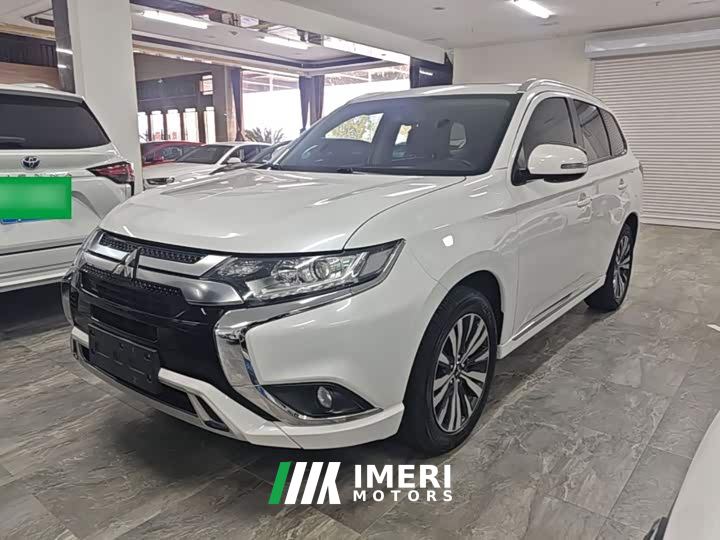 Mitsubishi Outlander 2.0L RWD Enjoy Edition 5-seater