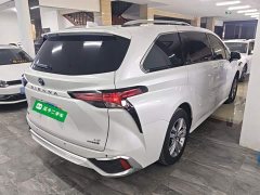 Toyota Sienna 2.5L Hybrid Comfort Edition - ფოტო 6