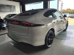 IM Motors Zhiji LS6 Pure Electric Max - ფოტო 6