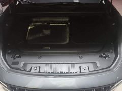 Lynk & Co Geely Lynk & Co 09 2021 2.0T Halo Six-Seater - ფოტო 19