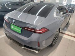 BMW 5 Series 525Li M Sport Package - ფოტო 6