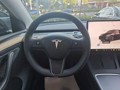 Tesla Model Y Rear-Wheel Drive - ფოტო 10