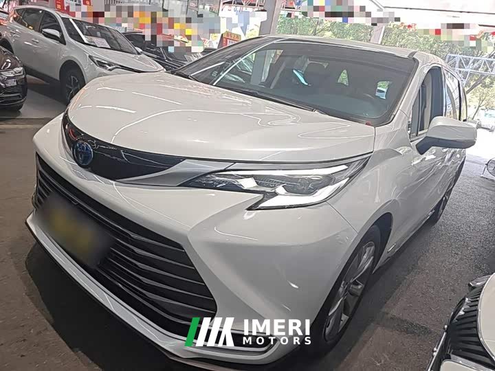 Toyota Sienna 2.5L Hybrid Premium Edition - ავტომობილი ჩინეთიდან