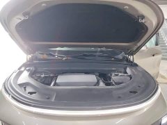 Li Auto L8 Pro - ფოტო 19
