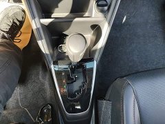 Toyota Yaris L Zhixuan X 1.5L CVT Luxury Plus - ფოტო 13