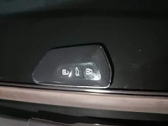 Volkswagen ID.4 X Pro Extended Range Smart Edition - ფოტო 8