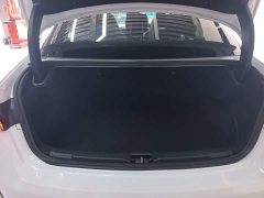 Lynk & Co Geely Lynk & Co 03 1.5T DCT Jìn Champion Edition - ფოტო 18