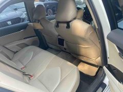 Toyota Camry 2021 Hybrid Luxury - ფოტო 13