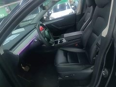 Tesla Model Y Rear-Wheel Drive - ფოტო 14
