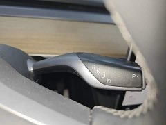 Tesla Model Y Rear-Wheel Drive - ფოტო 13