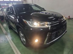 Toyota Highlander 2018 2.0T AWD Premium 7-Seater China VI - ფოტო 3