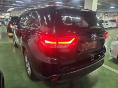Toyota Highlander 2018 2.0T AWD Premium 7-Seater China VI - ფოტო 4