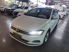 Volkswagen Polo Plus 1.5L Automatic Panoramic Comfort Edition - ფოტო 1