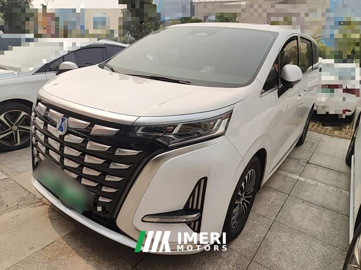Denza D9 DM-i 1040 Premium