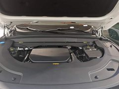 Li Auto L7 Ultra - ფოტო 19