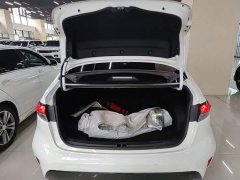 Toyota Corolla 1.8L CVT Luxury - ფოტო 18